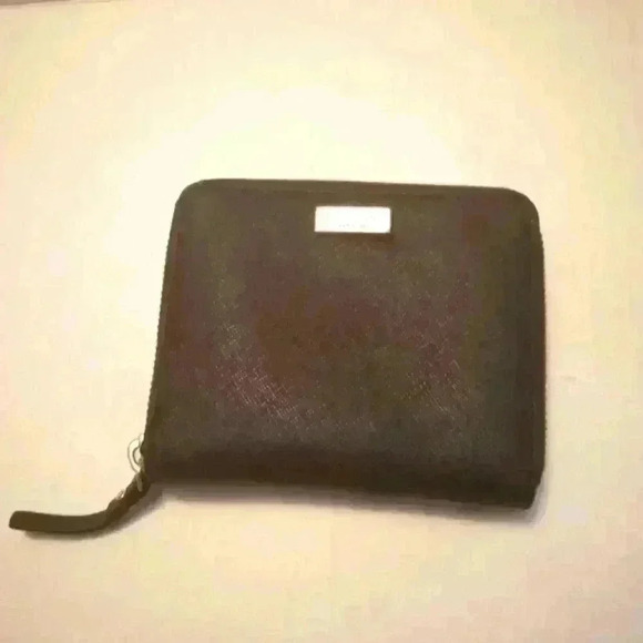 DARCI Laurel Leather Wallet. - Picture 1 of 5